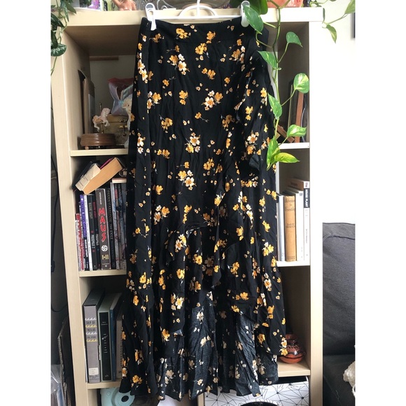 Plus floral high low - Picture 1 of 2